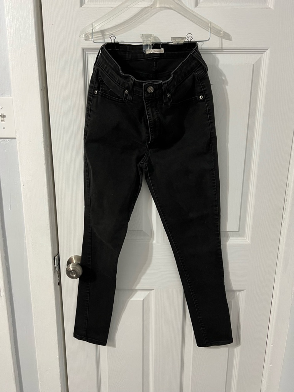 Levi's Women's Black High-Rise Skinny Jeans